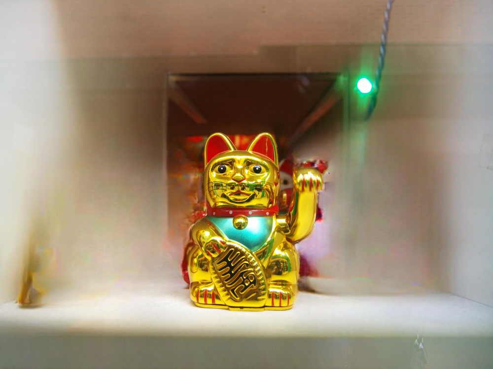 Patung Kucing Cina